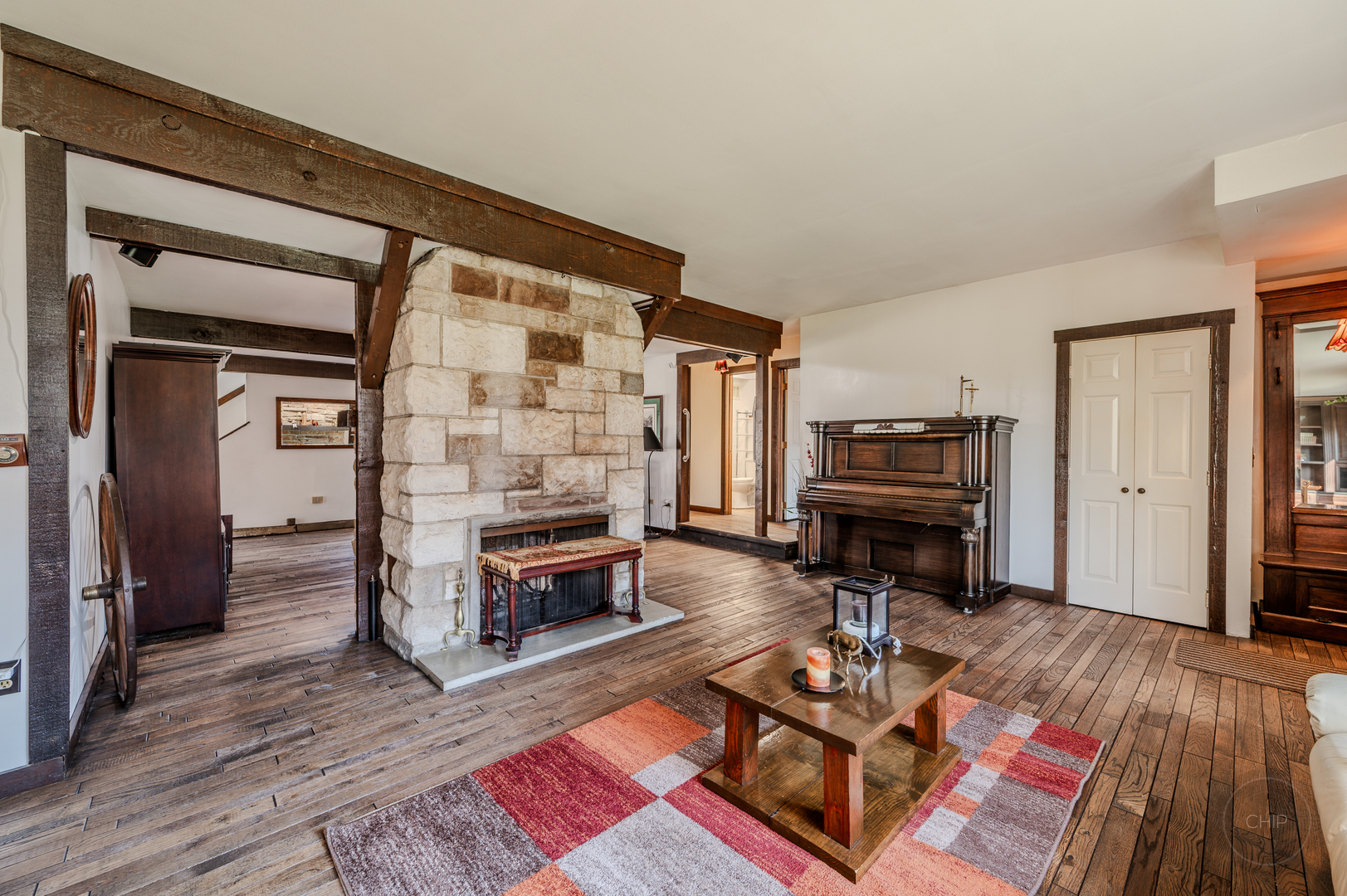 731 E Gartner Road, Naperville, IL 60540