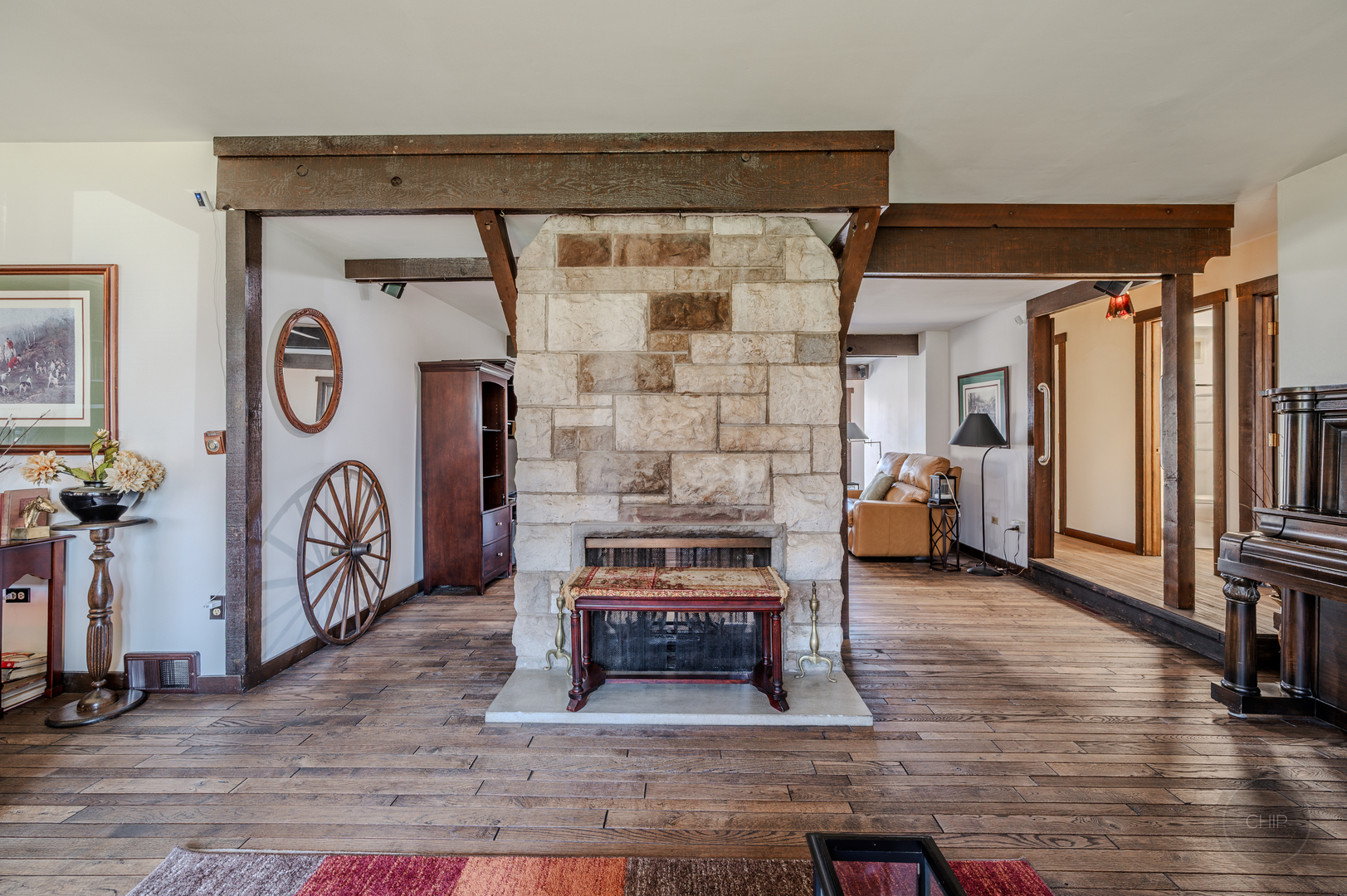 731 E Gartner Road, Naperville, IL 60540