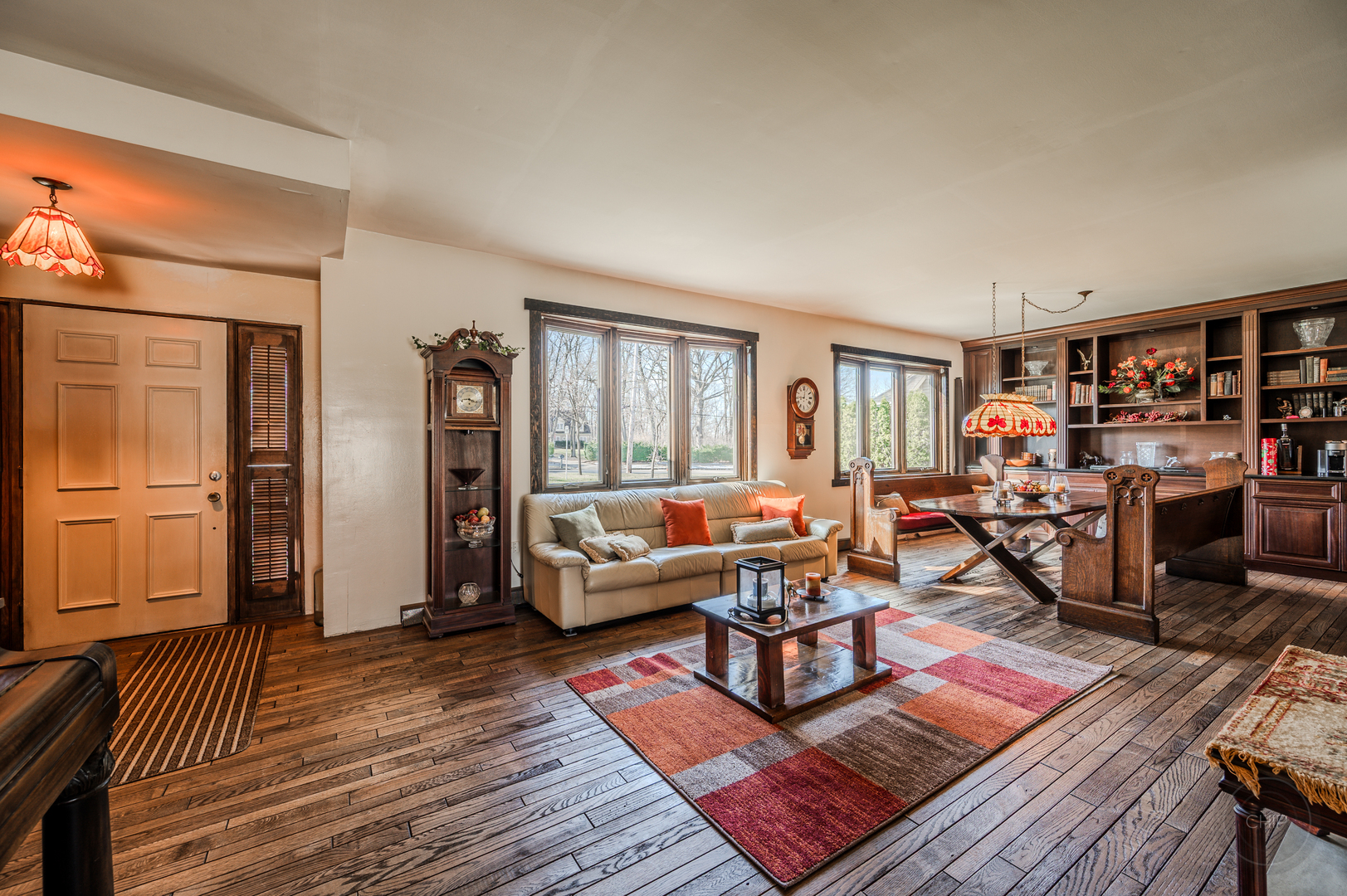 731 E Gartner Road, Naperville, IL 60540