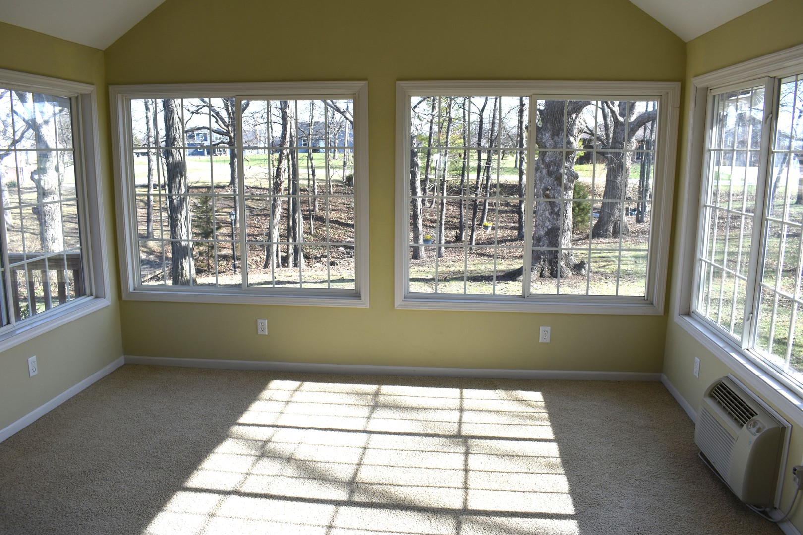 106 Chickasaw Lane, Loda, IL 60948