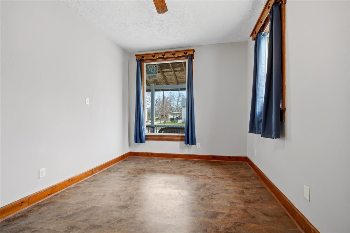 412 N Wood Street, Maroa, IL 61756