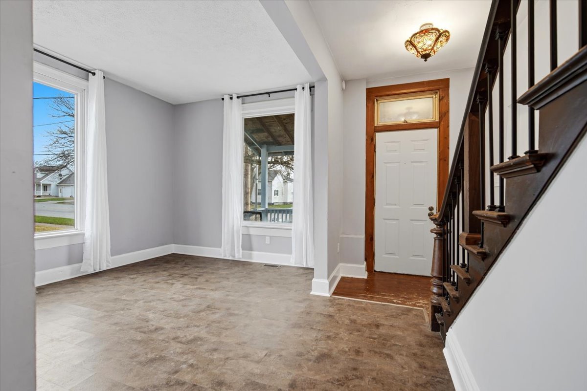 412 N Wood Street, Maroa, IL 61756