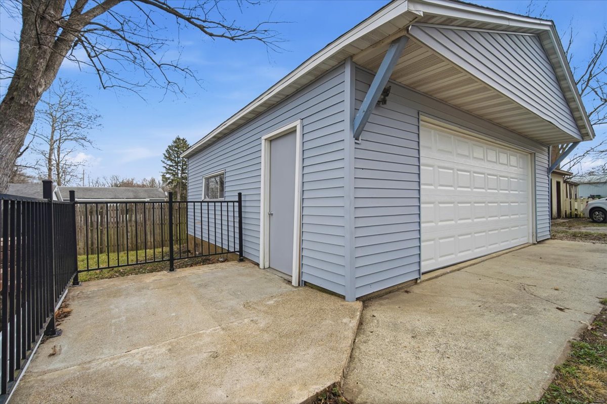 412 N Wood Street, Maroa, IL 61756