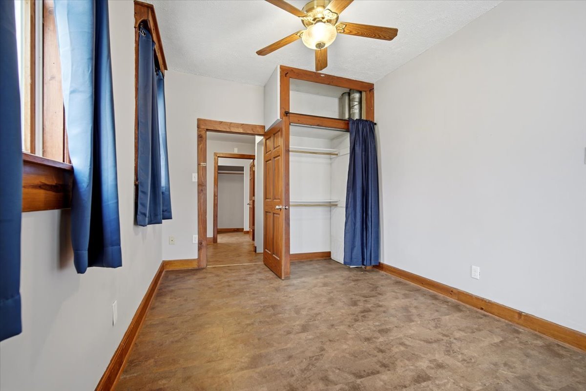 412 N Wood Street, Maroa, IL 61756