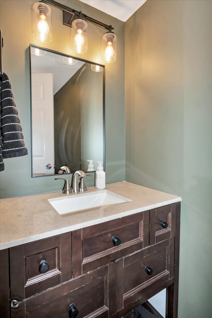 2891 BarHarbour Road, Aurora, IL 60504