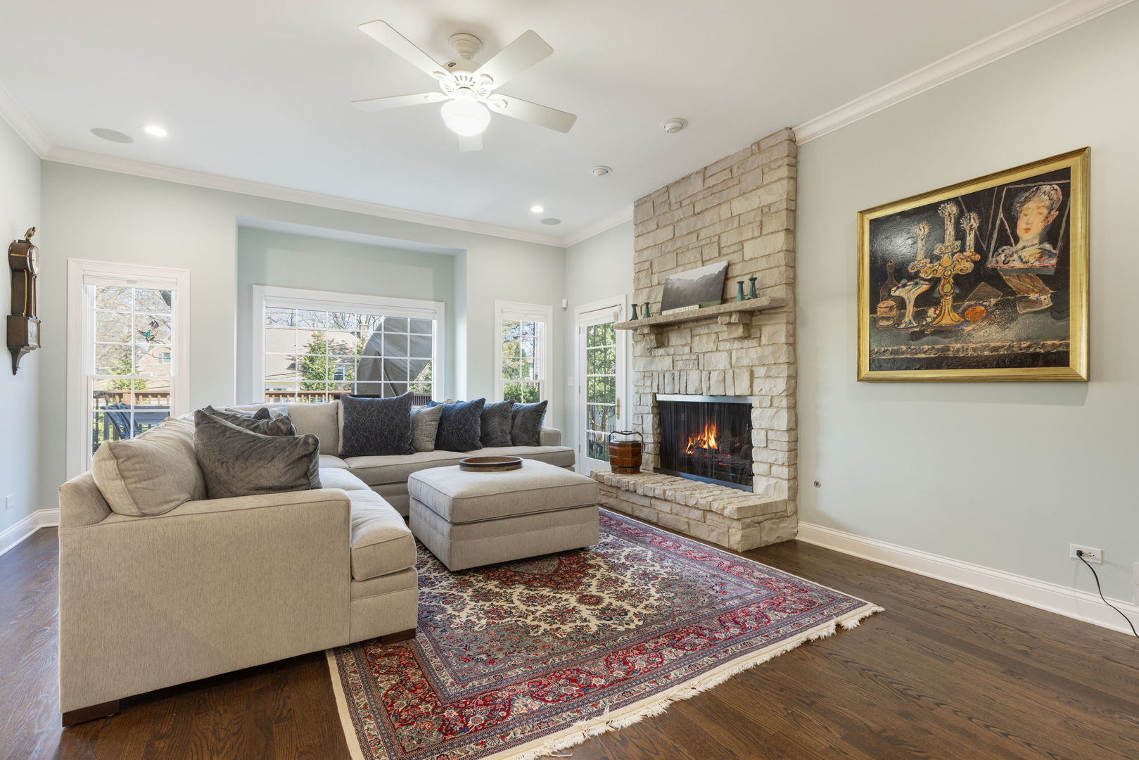 148 Jane Court, Clarendon Hills, IL 60514