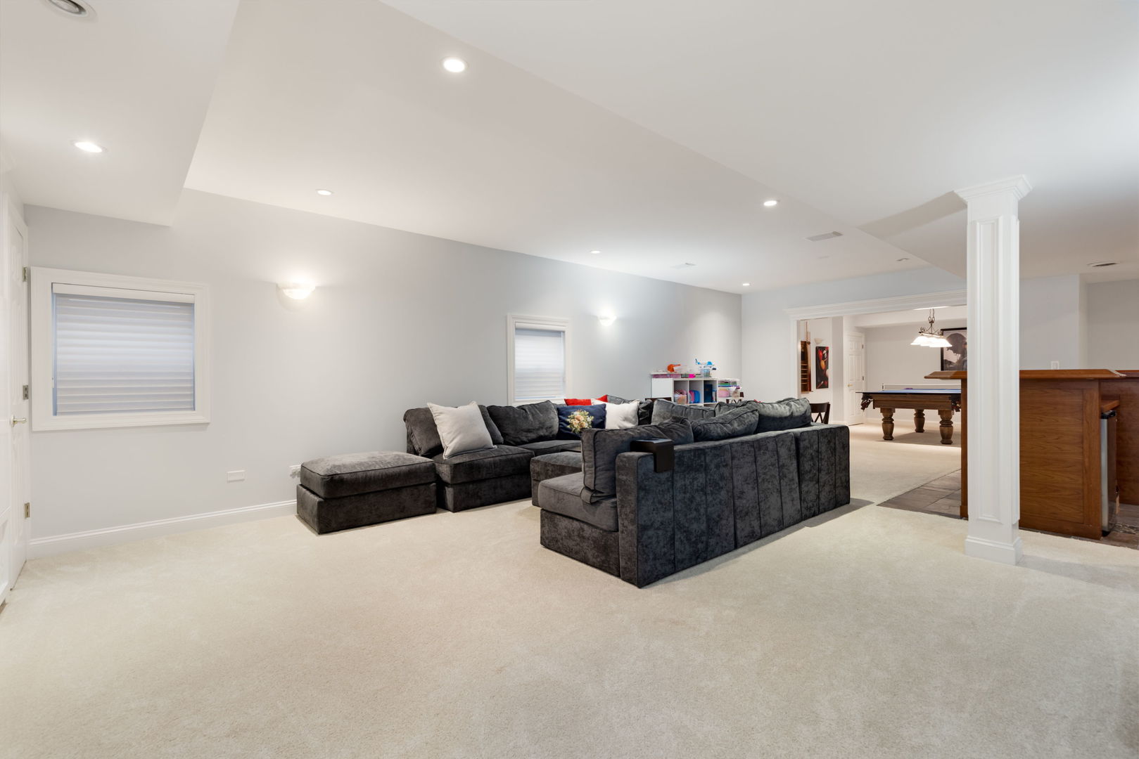 148 Jane Court, Clarendon Hills, IL 60514