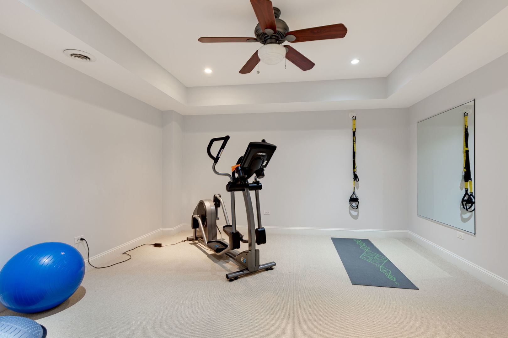 148 Jane Court, Clarendon Hills, IL 60514