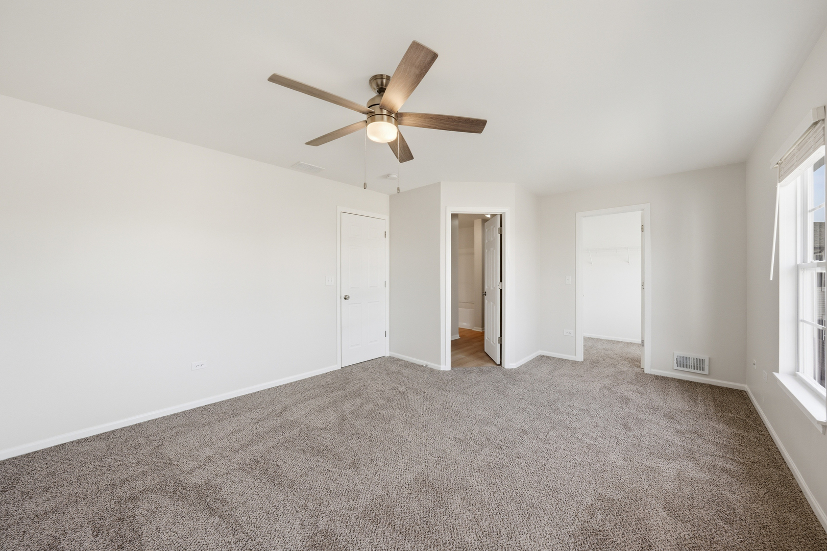 1420 Sherborn Court, Minooka, IL 60447