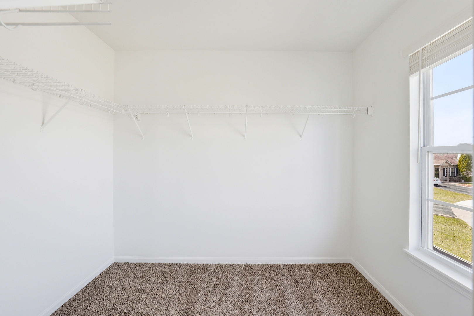 1420 Sherborn Court, Minooka, IL 60447