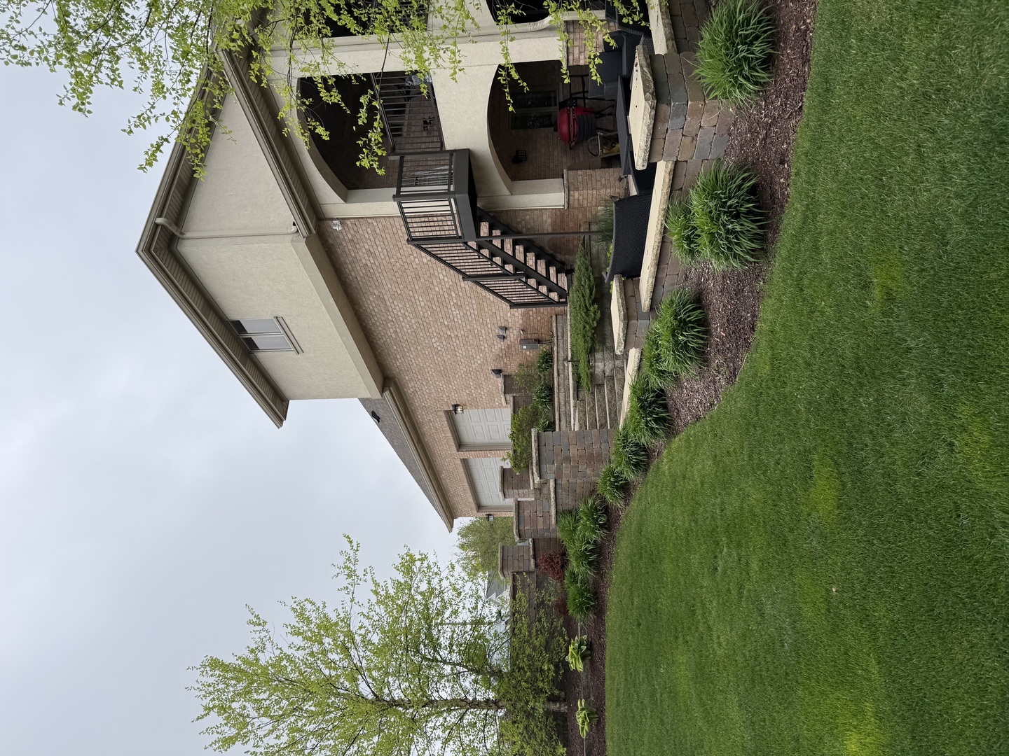 525 Senon Drive, Lemont, IL 60439