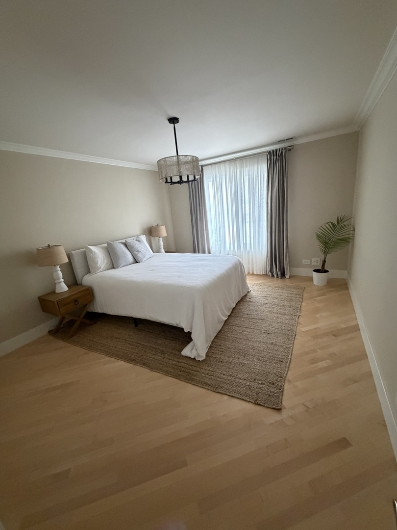 525 Senon Drive, Lemont, IL 60439