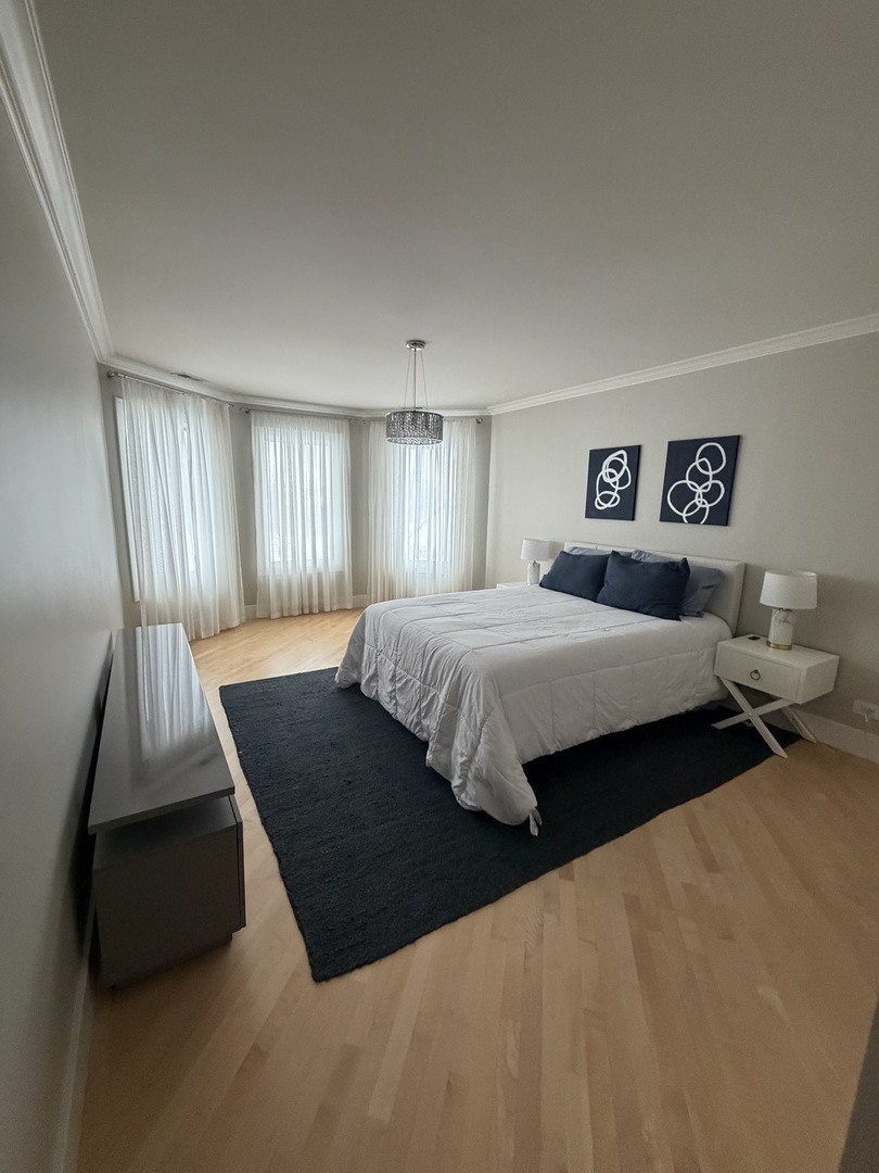 525 Senon Drive, Lemont, IL 60439