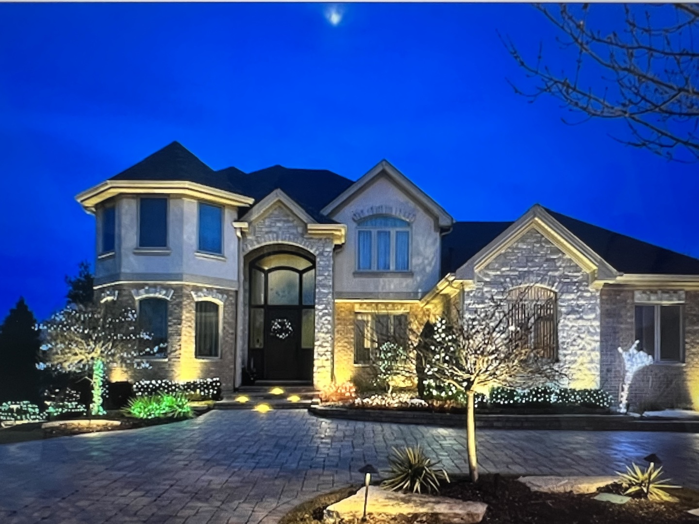 525 Senon Drive, Lemont, IL 60439