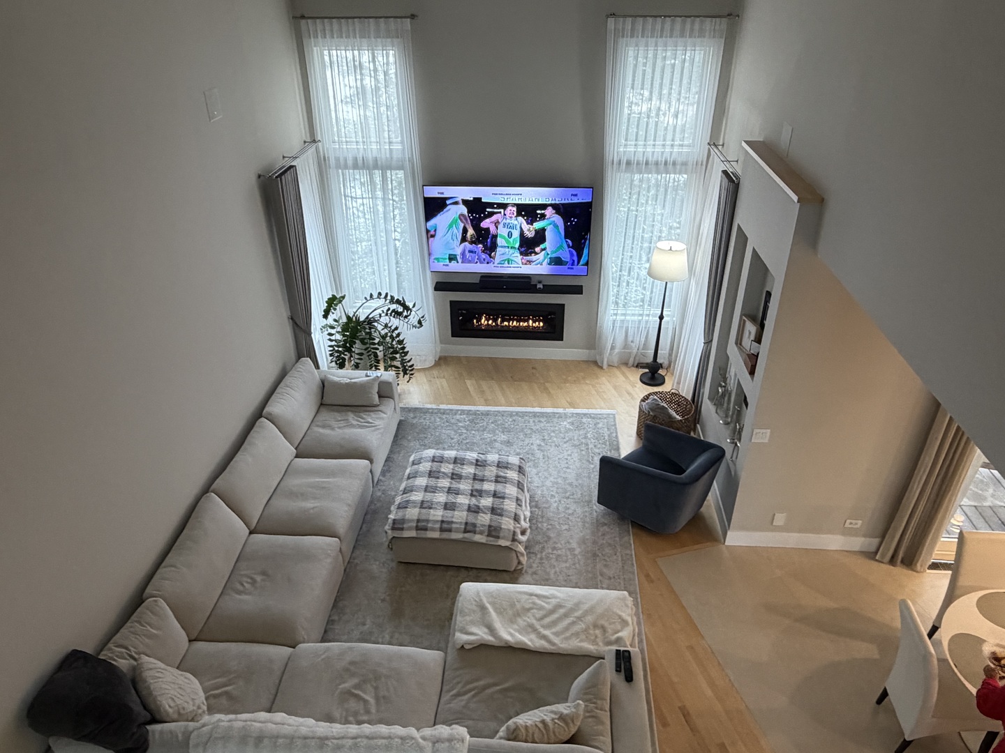 525 Senon Drive, Lemont, IL 60439