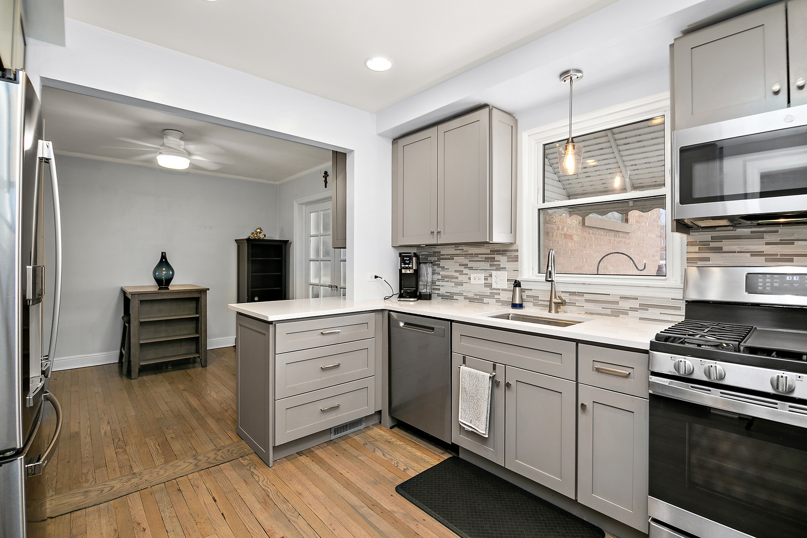 11419 S Fairfield Avenue, Chicago, IL 60655