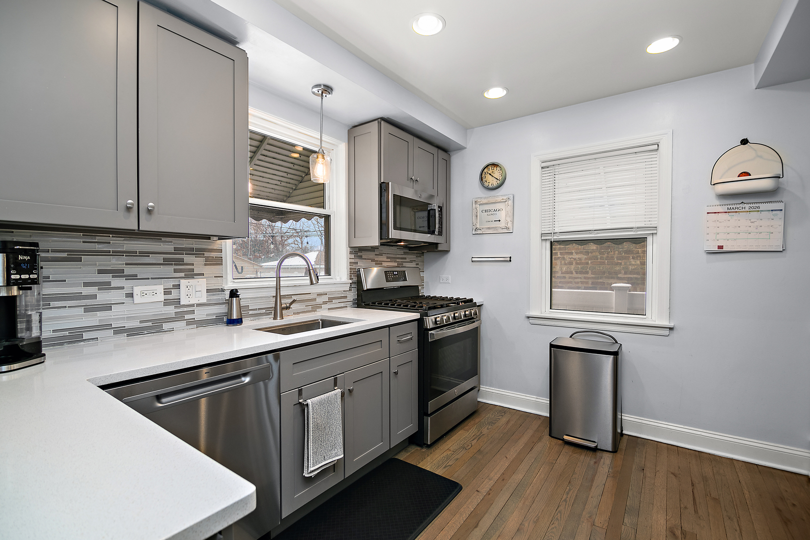 11419 S Fairfield Avenue, Chicago, IL 60655