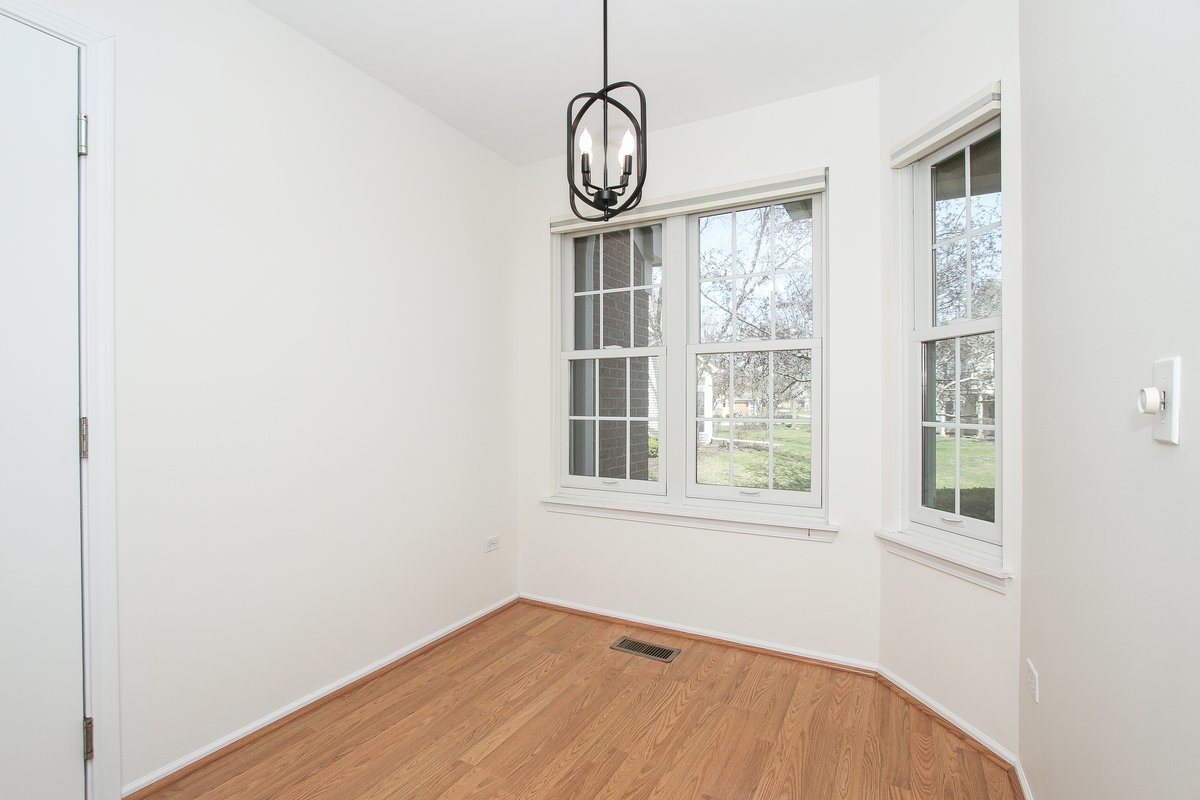 1652 Cayman Court #1, Bartlett, IL 60103