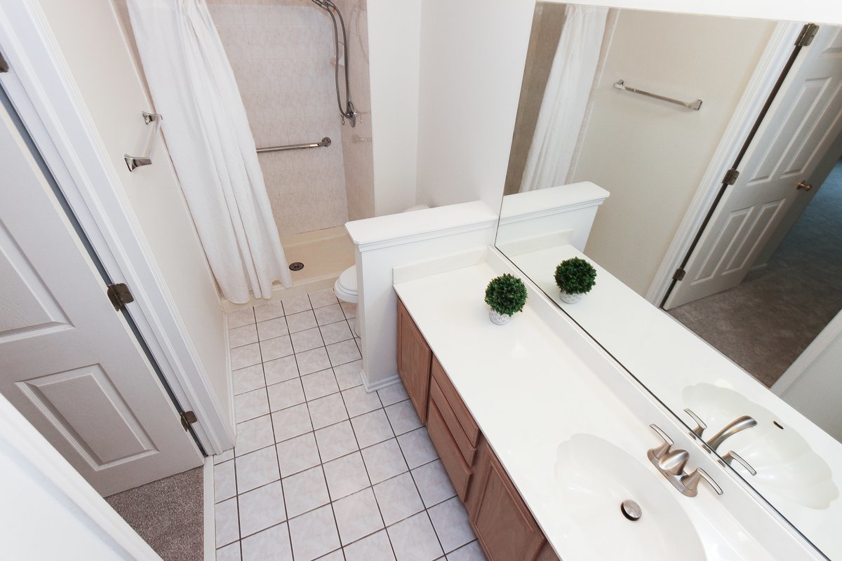 1652 Cayman Court #1, Bartlett, IL 60103