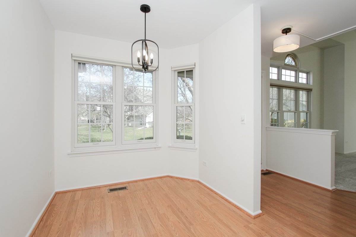 1652 Cayman Court #1, Bartlett, IL 60103