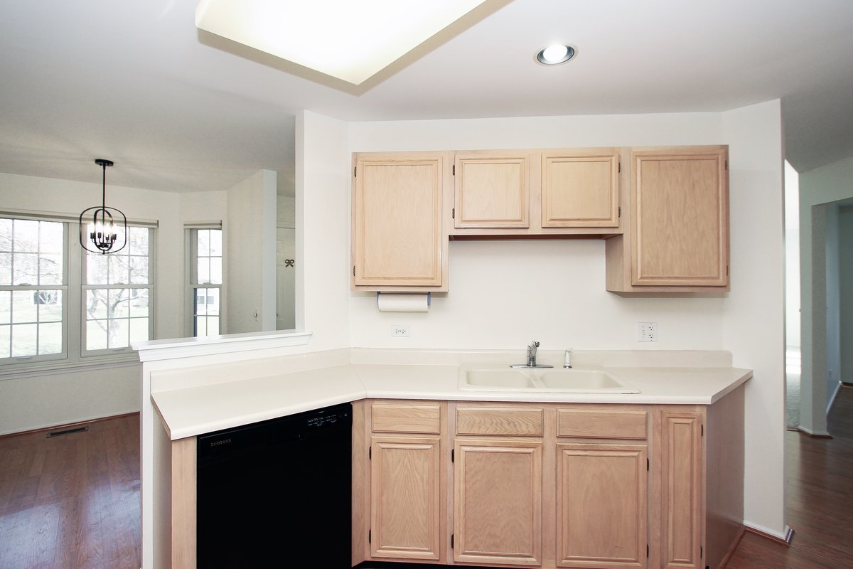 1652 Cayman Court #1, Bartlett, IL 60103