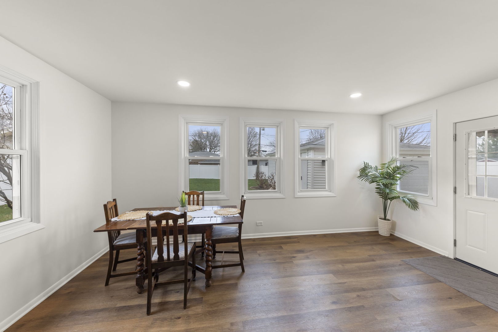 313 N Lombard Avenue, Lombard, IL 60148