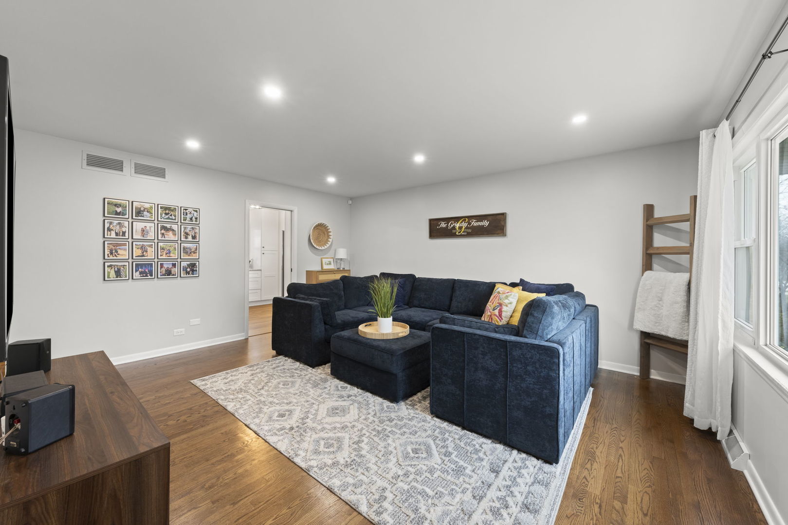 313 N Lombard Avenue, Lombard, IL 60148