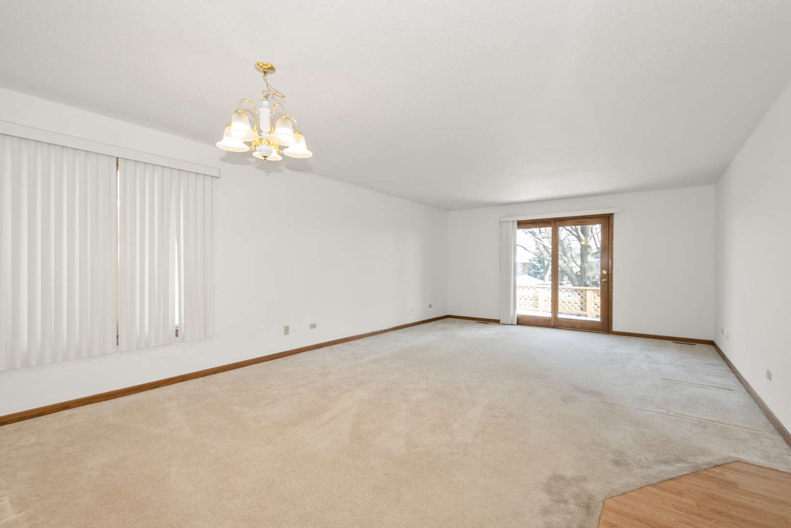 816 Eagle Creek Road, Elwood, IL 60421