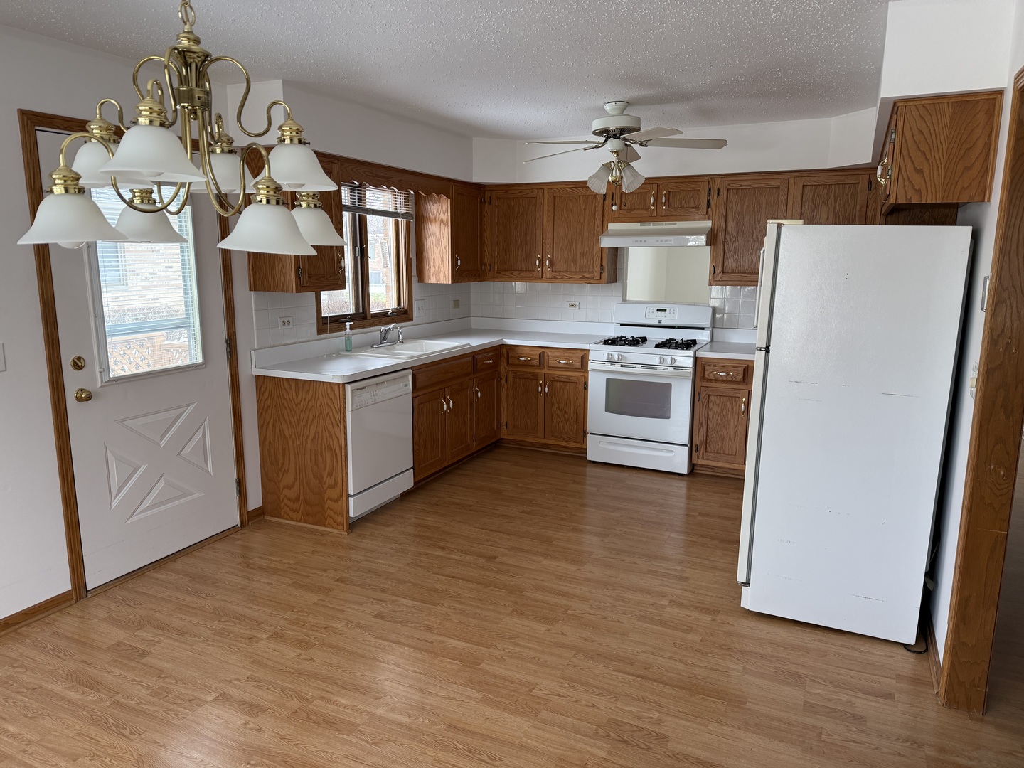 816 Eagle Creek Road, Elwood, IL 60421