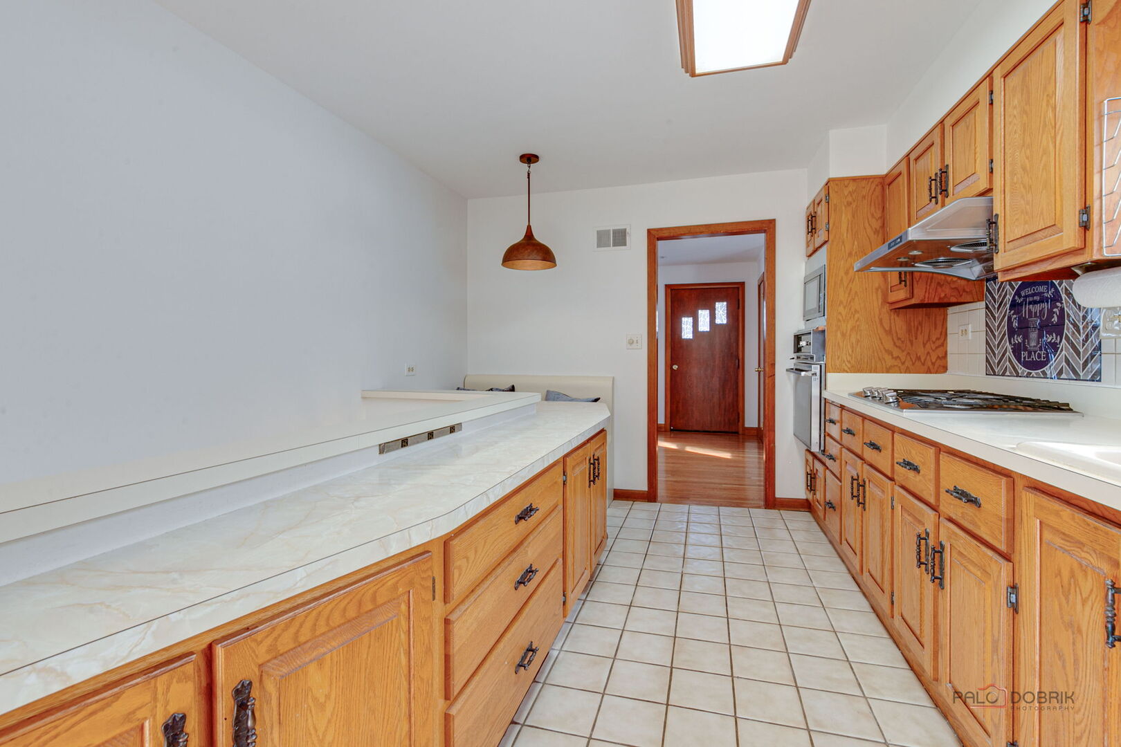 555 Longfellow Avenue, Deerfield, IL 60015