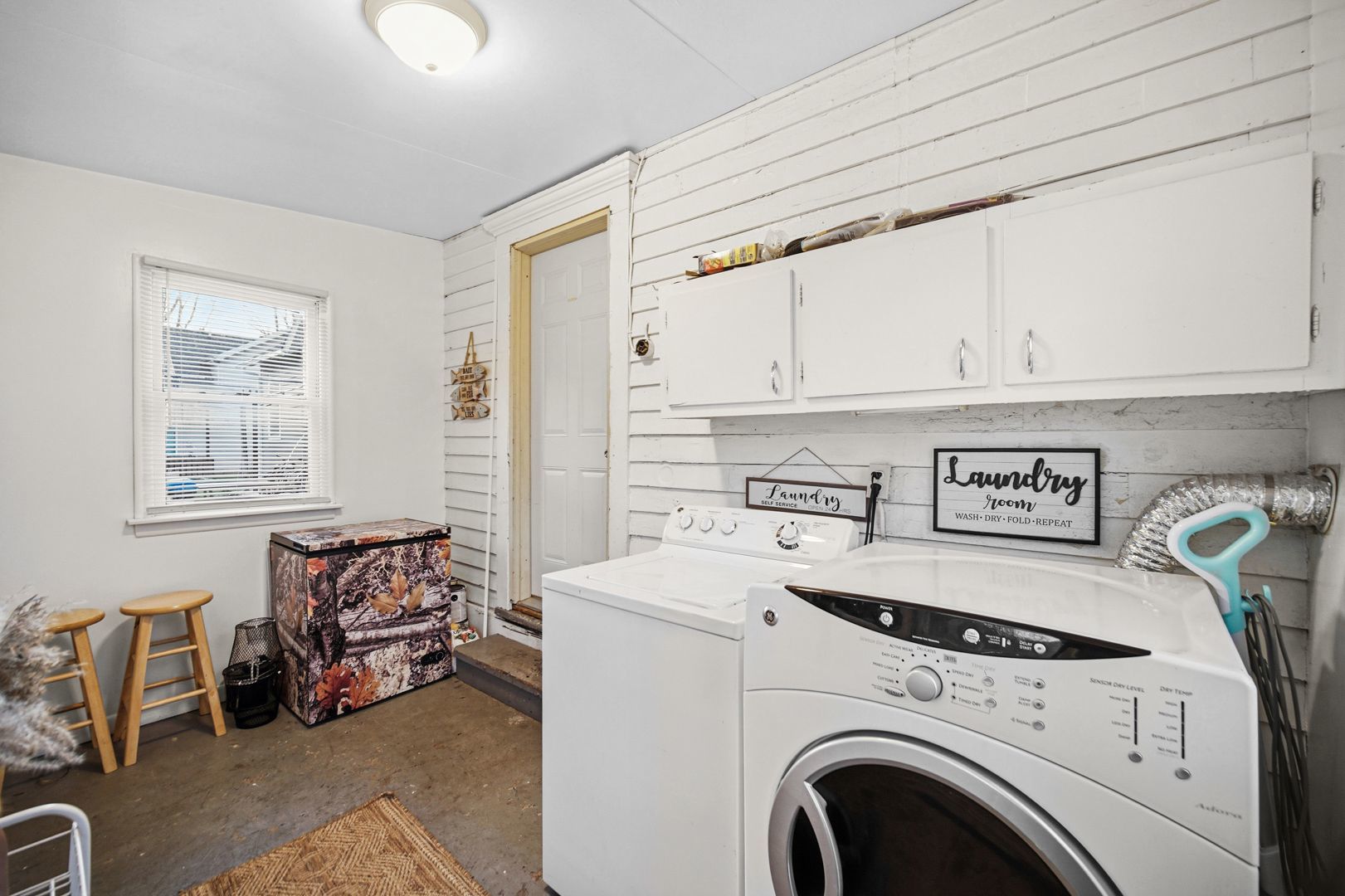 317 W 2ND Street, Momence, IL 60954