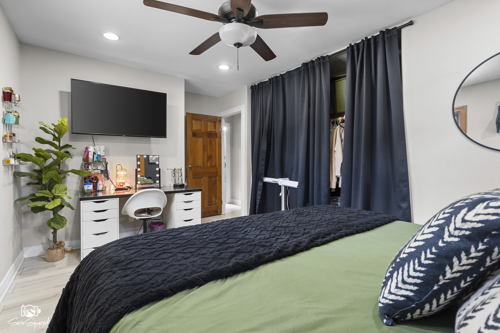 945 Morton Street, Hoffman Estates, IL 60169