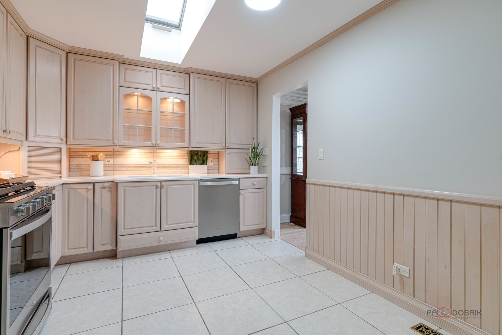 765 Old Mill Grove Road, Lake Zurich, IL 60047