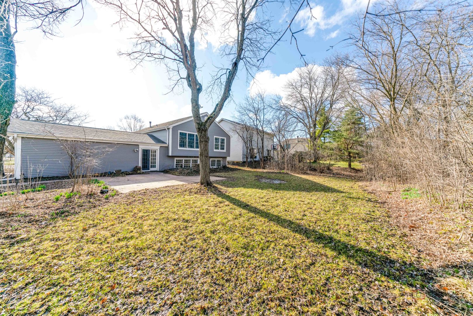 765 Old Mill Grove Road, Lake Zurich, IL 60047