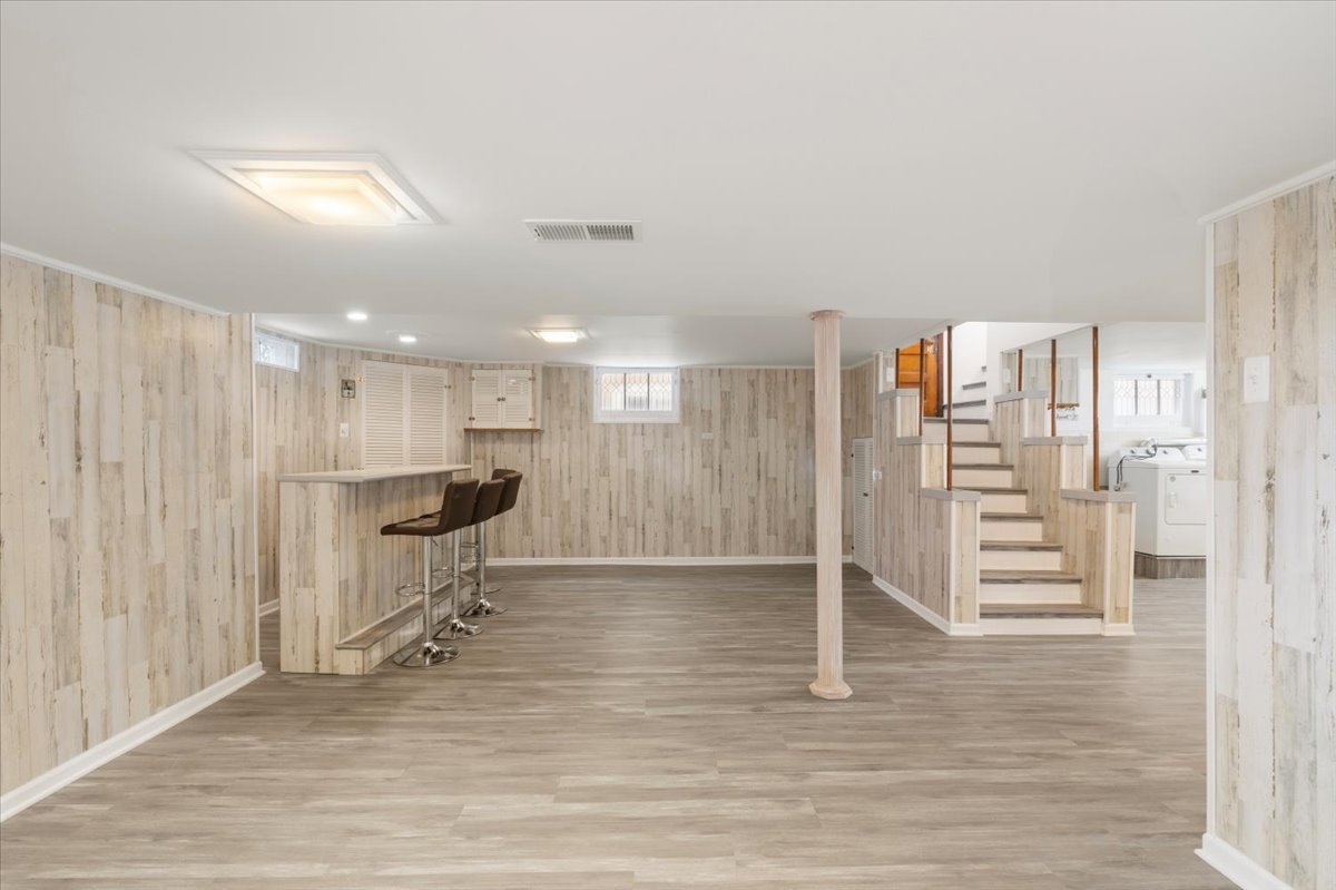 5152 S Lawler Street, Chicago, IL 60638