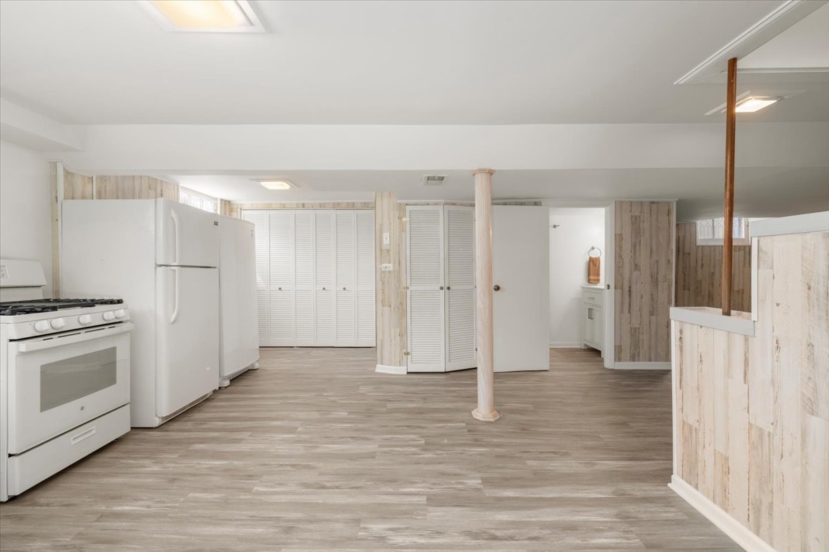 5152 S Lawler Street, Chicago, IL 60638