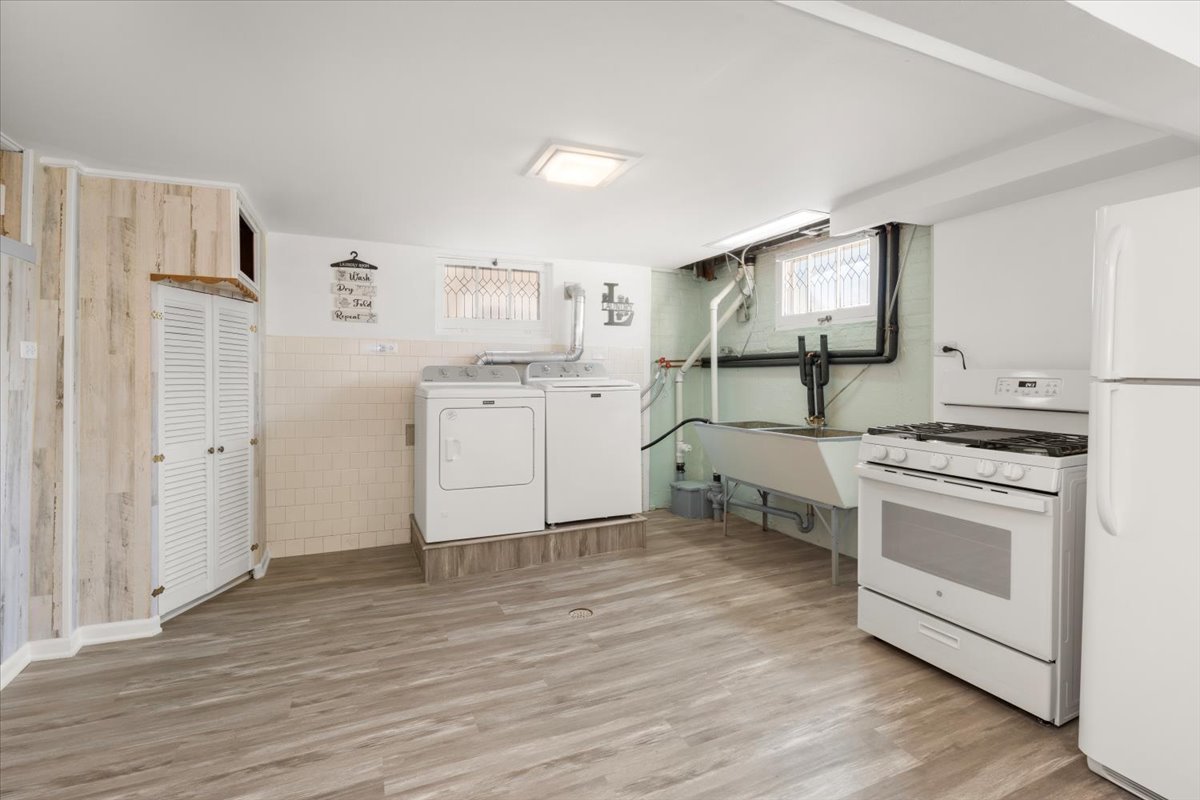 5152 S Lawler Street, Chicago, IL 60638