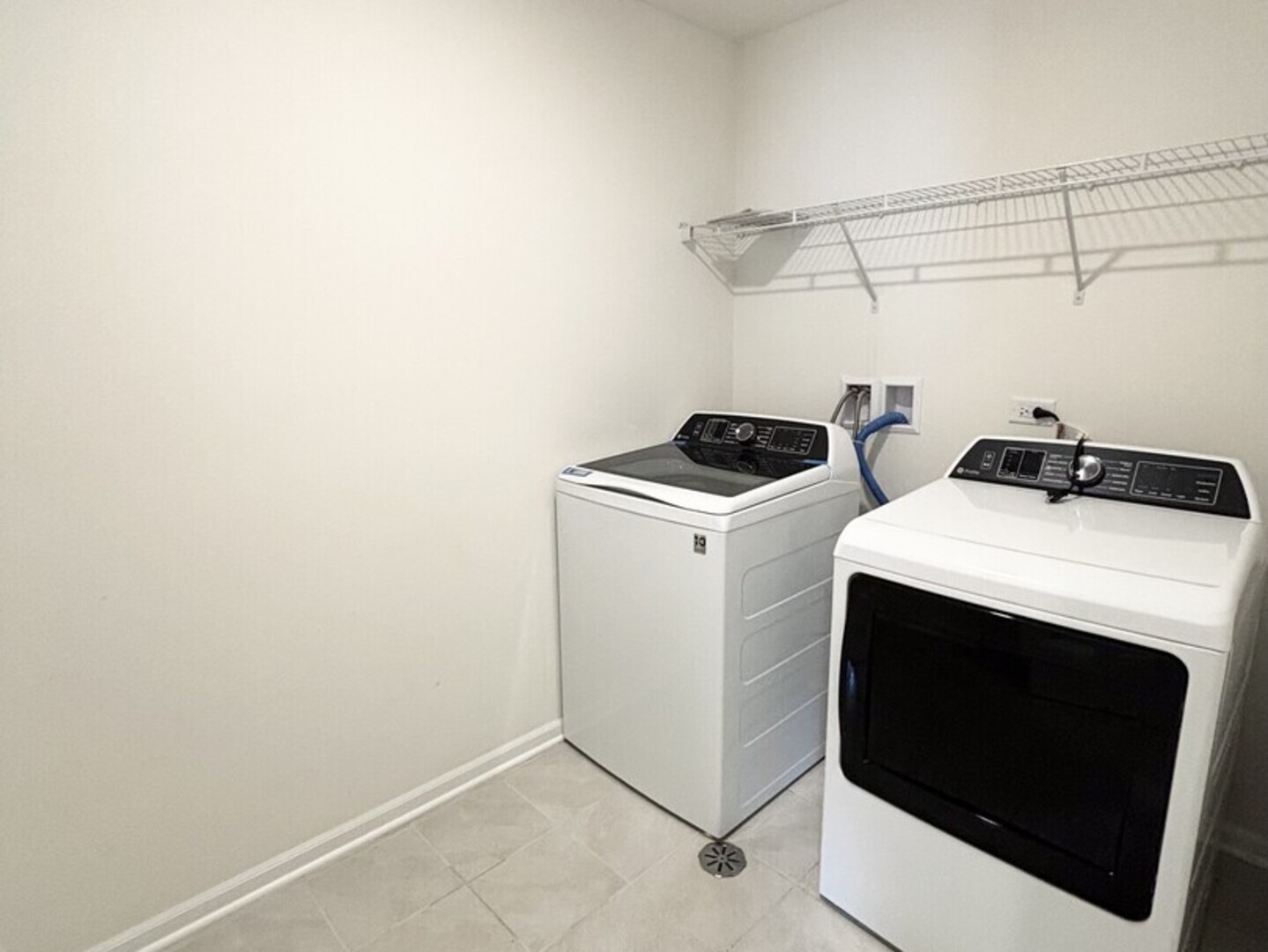 4181 Chelsea Manor Circle, Aurora, IL 60504