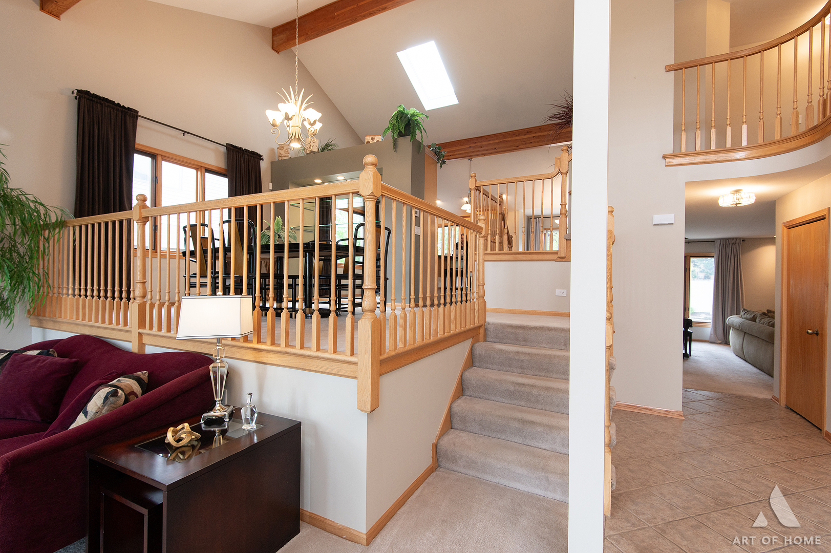 571 N Veterans Parkway, Addison, IL 60101