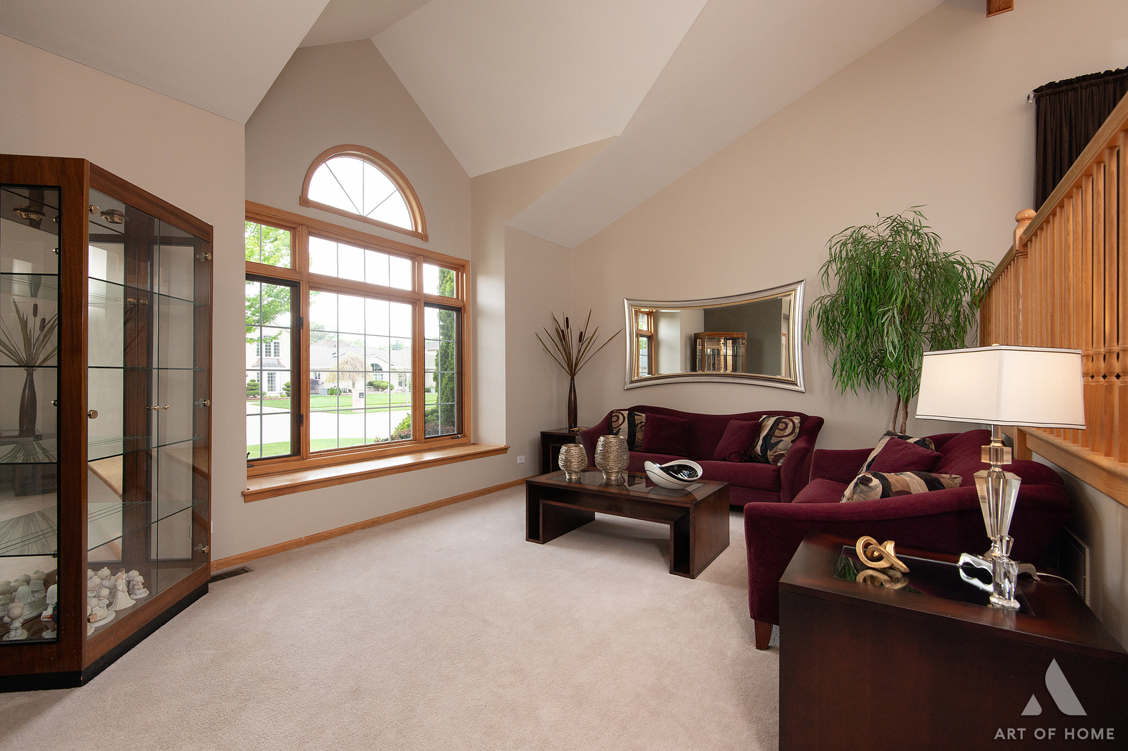 571 N Veterans Parkway, Addison, IL 60101