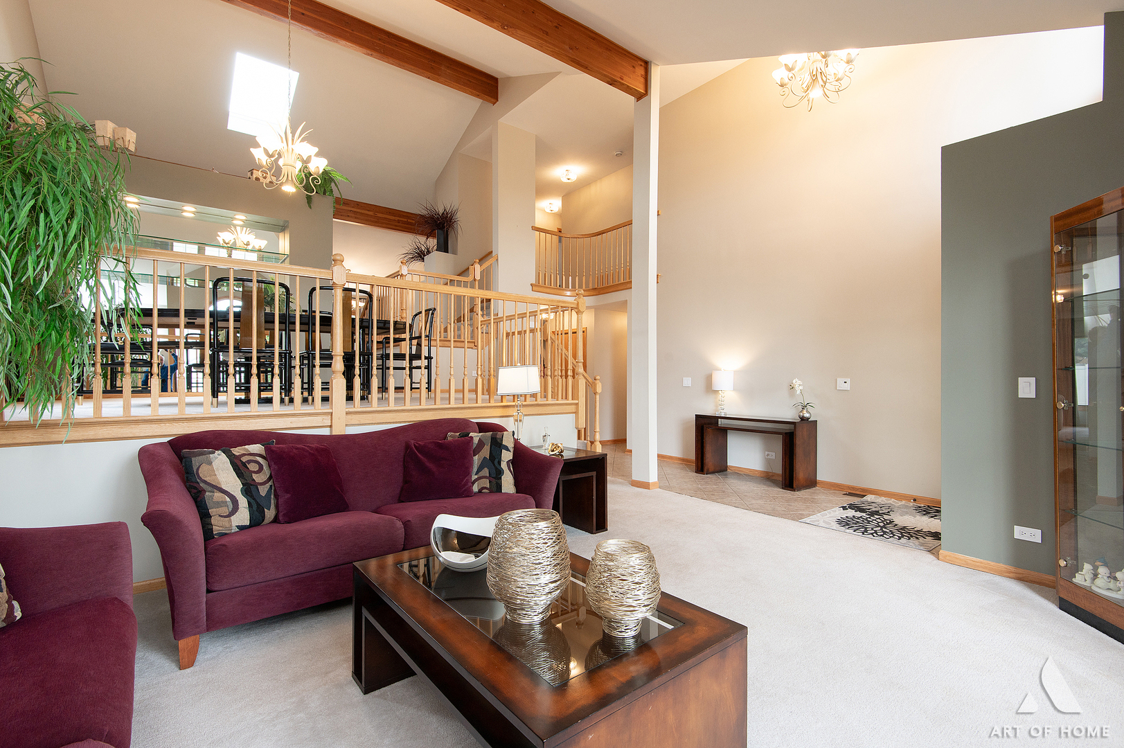 571 N Veterans Parkway, Addison, IL 60101