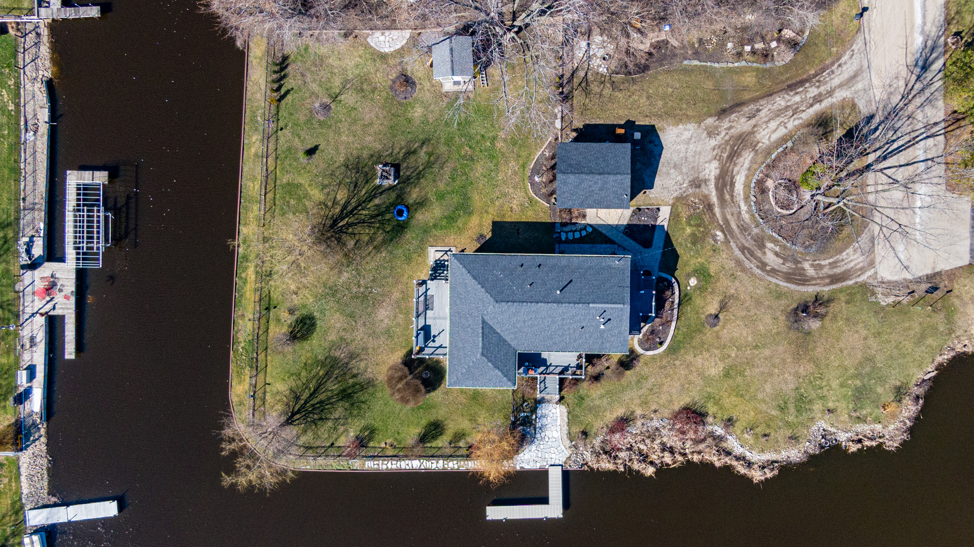 39452 N Petite Pass, Antioch, IL 60002