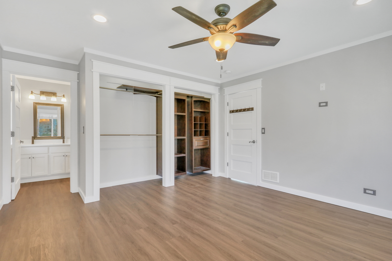 39452 N Petite Pass, Antioch, IL 60002