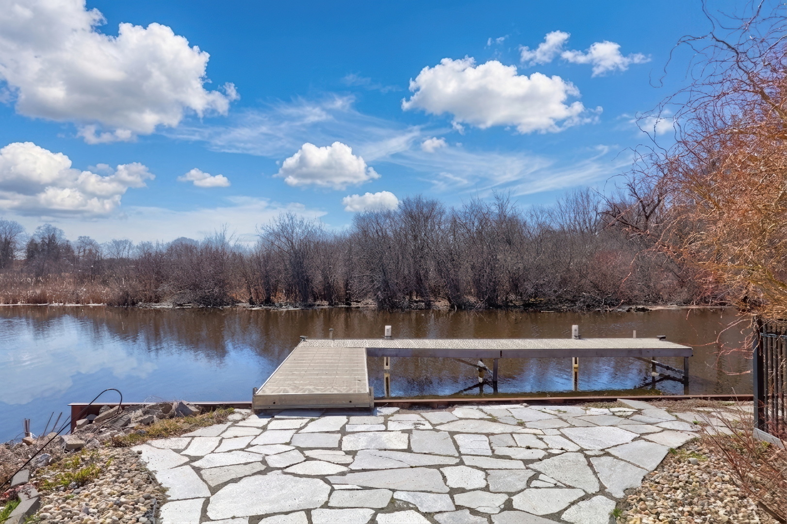 39452 N Petite Pass, Antioch, IL 60002