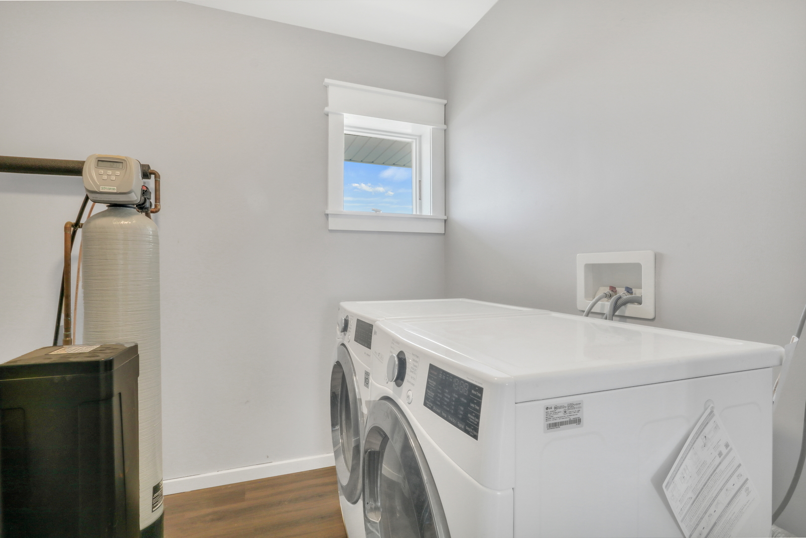 39452 N Petite Pass, Antioch, IL 60002