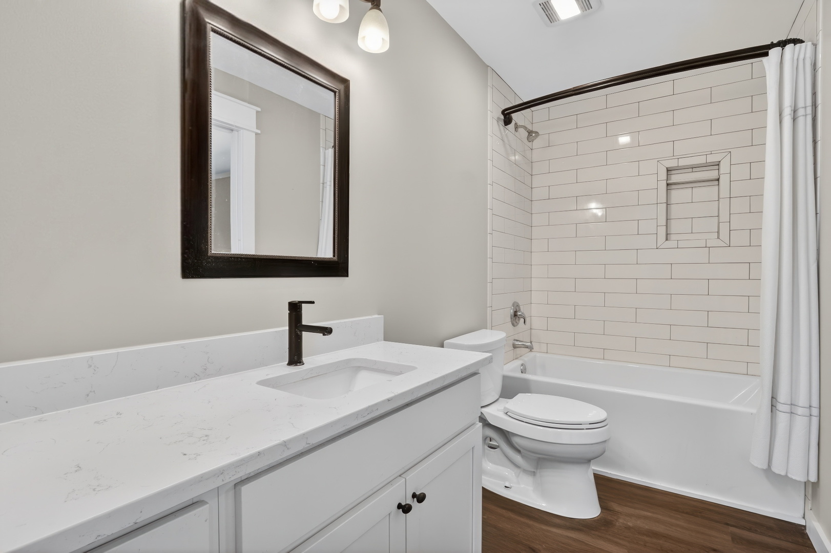 39452 N Petite Pass, Antioch, IL 60002