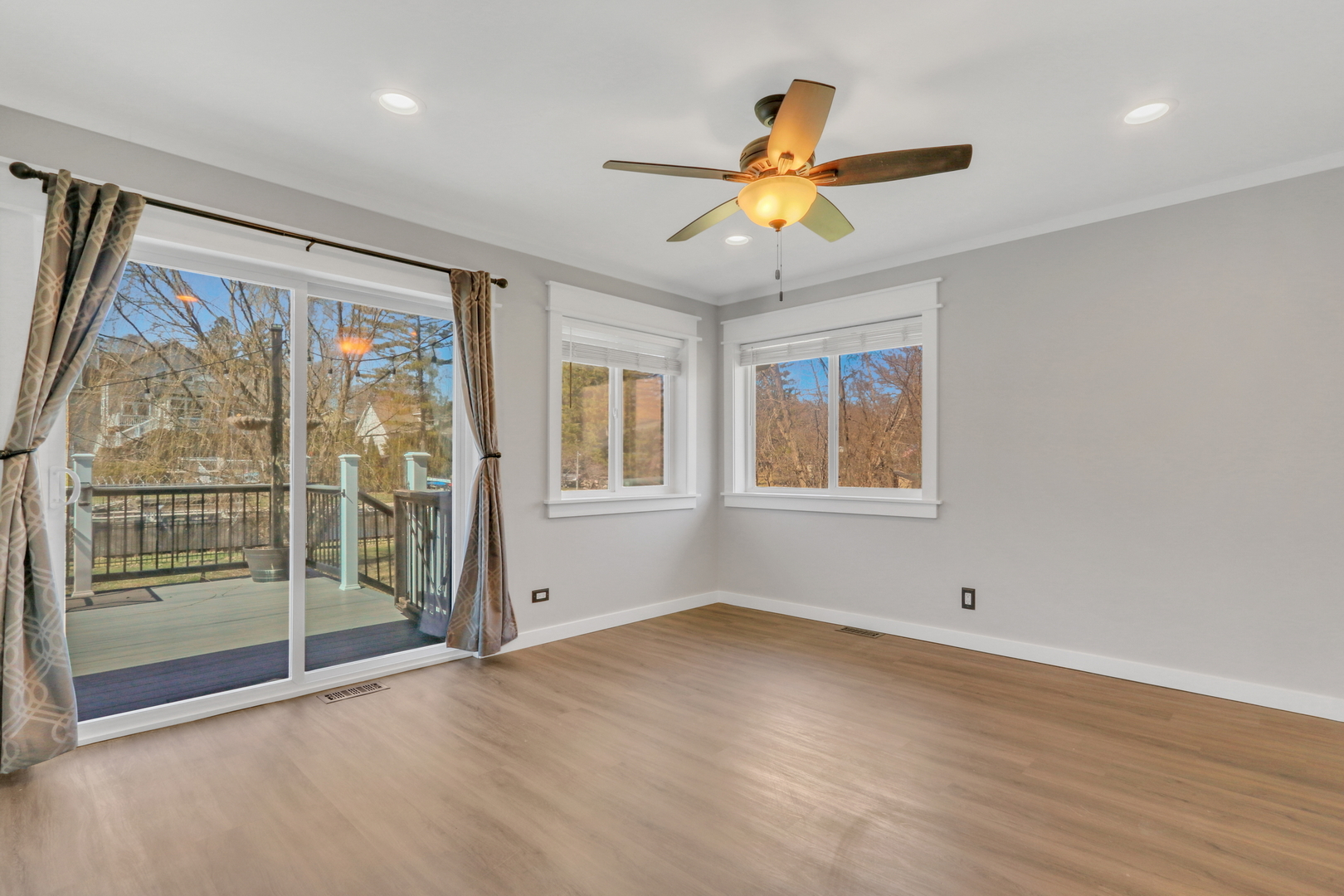 39452 N Petite Pass, Antioch, IL 60002