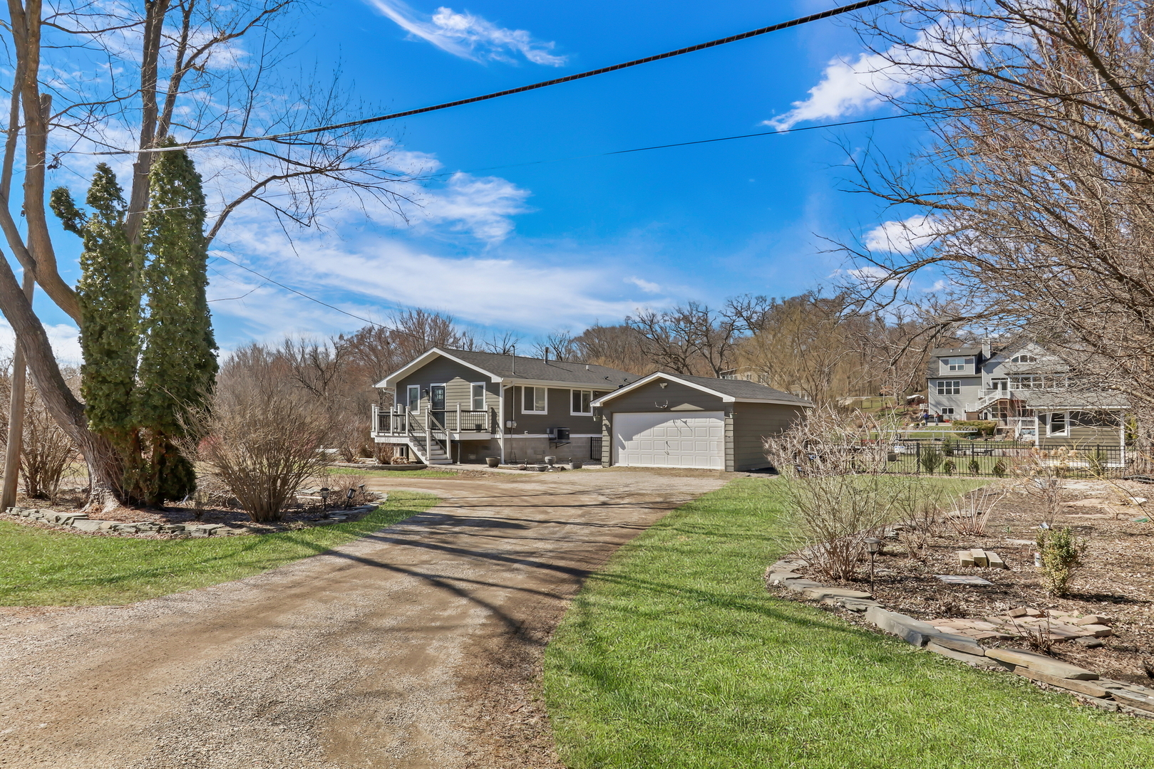 39452 N Petite Pass, Antioch, IL 60002