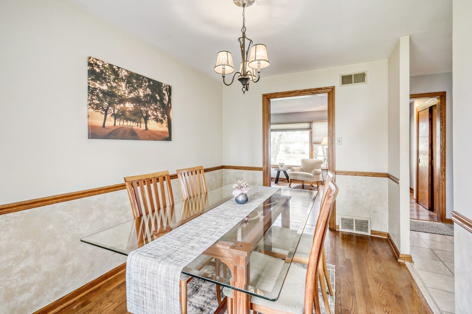 1605 W Fremont Street, Arlington Heights, IL 60005