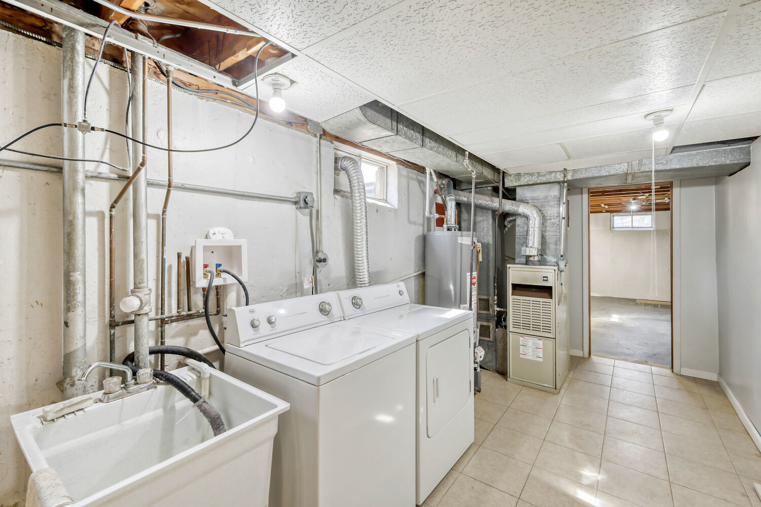 1605 W Fremont Street, Arlington Heights, IL 60005